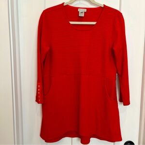 Multiples Women Tunic Length Top Pockets Button Detail Red Scoop Neck Size Small